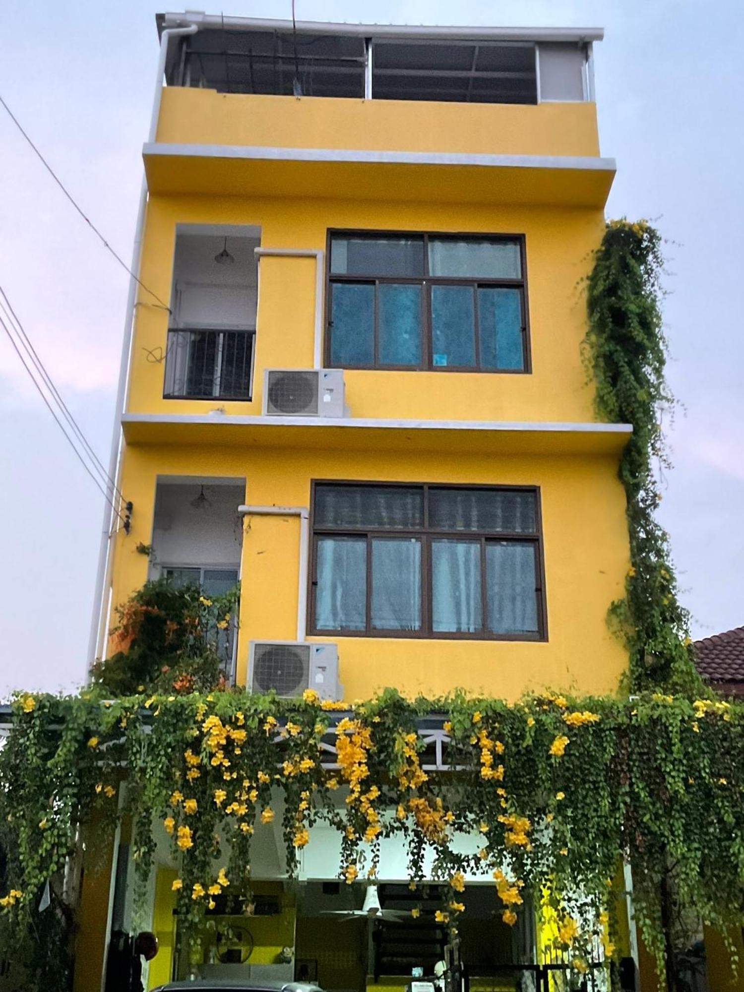 Gumpuju คำปู้จู้ Hotel Chiang Mai Exterior photo